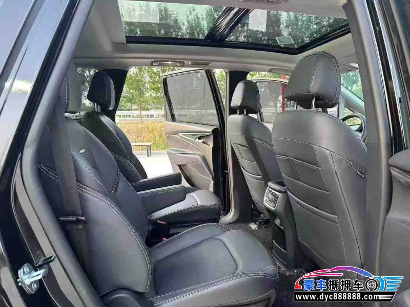 24年上汽大通G50轿车抵押车出售