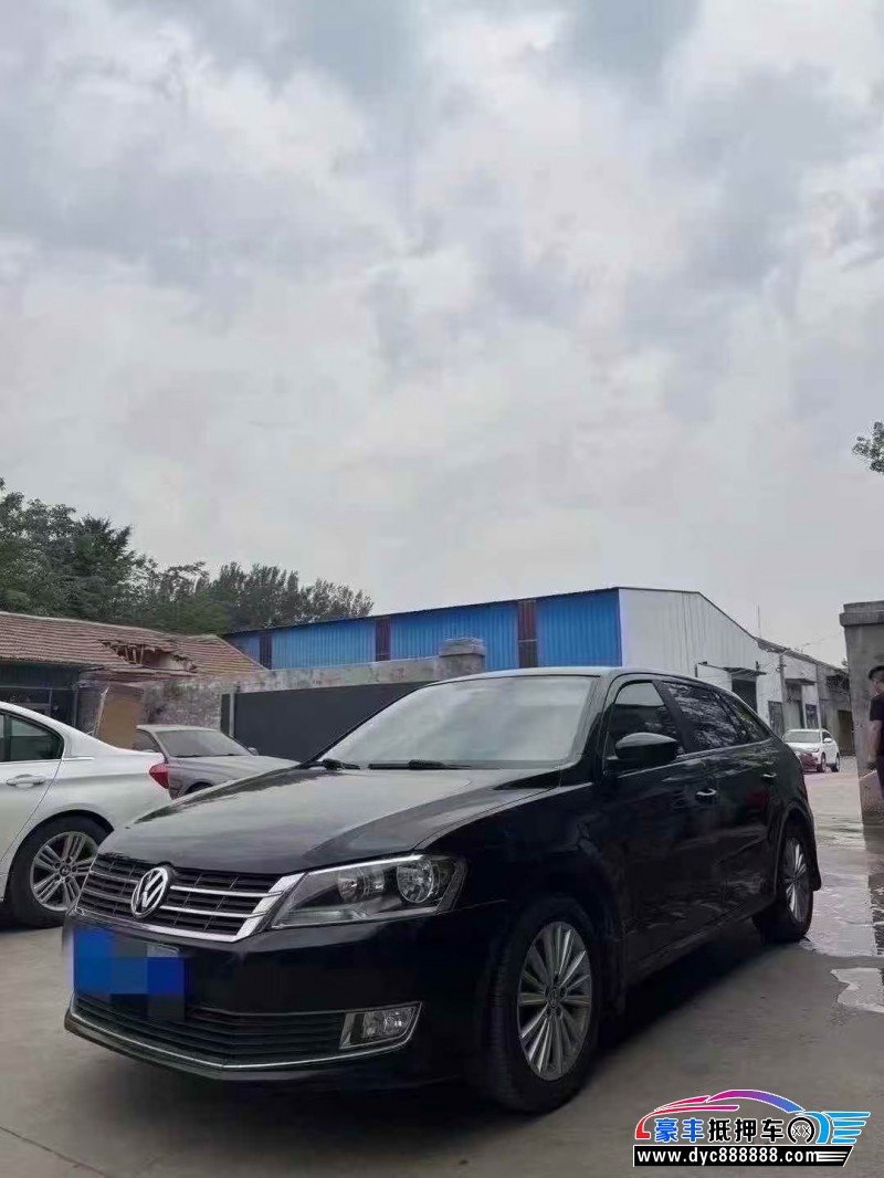 14年大众朗行轿车抵押车出售