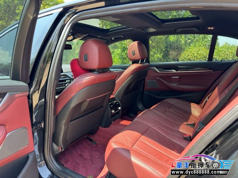 19年宝马5系轿车抵押车出售