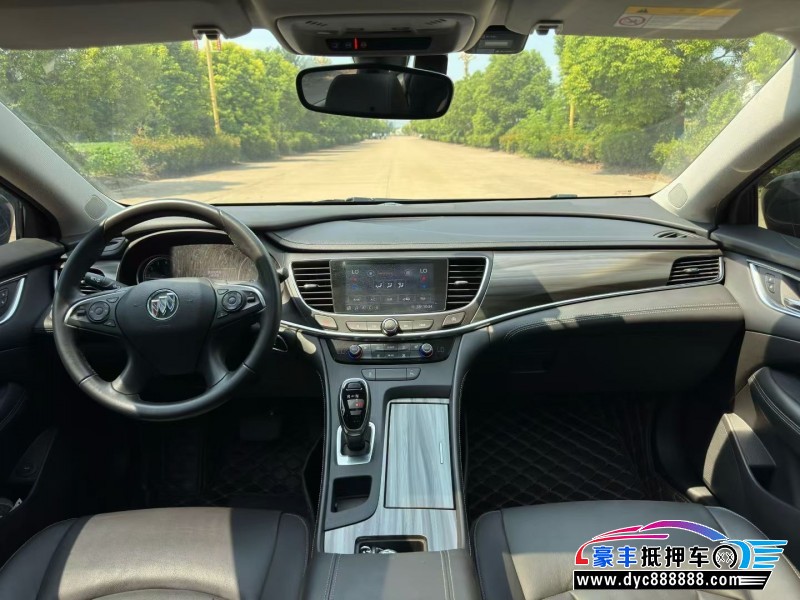 22年别克君越轿车抵押车出售