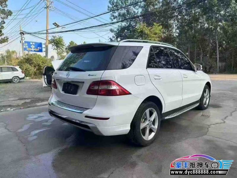 14年奔驰ML轿车抵押车出售