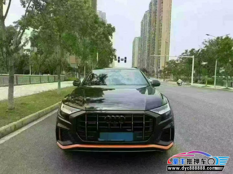 20年奥迪Q8轿车抵押车出售