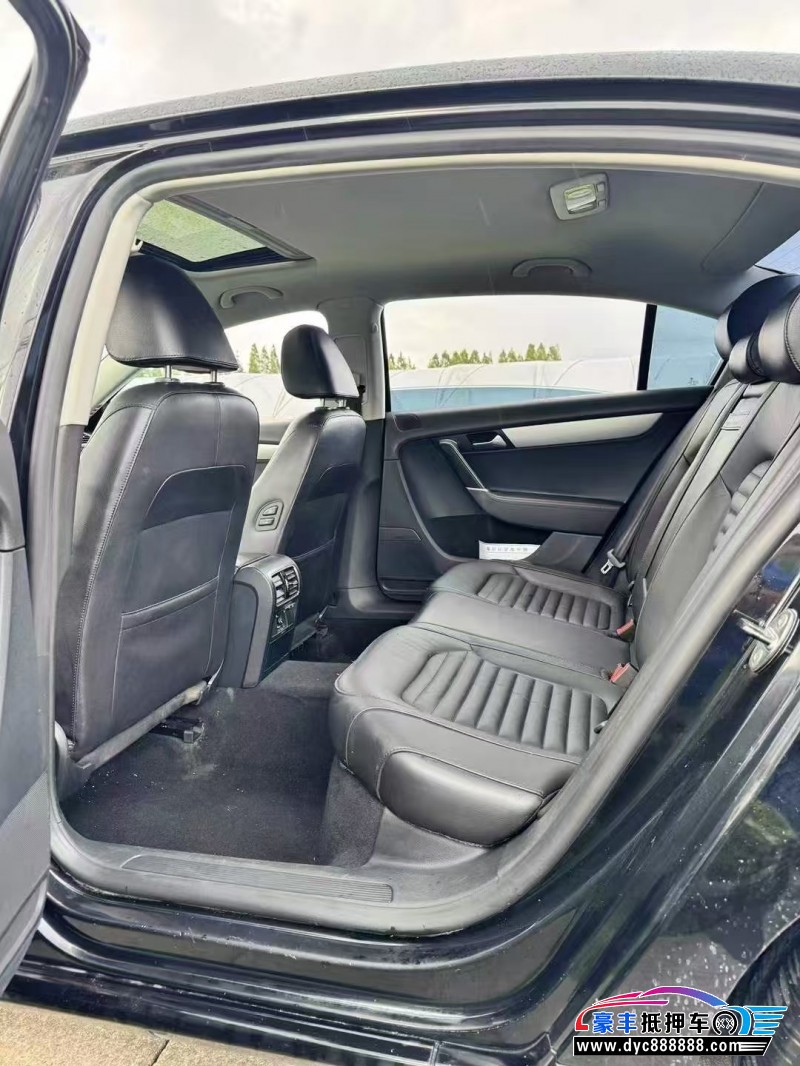 15年大众迈腾轿车抵押车出售