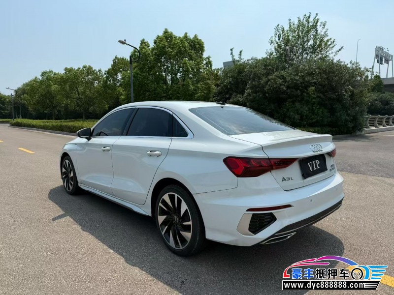 24年奥迪A3轿车抵押车出售