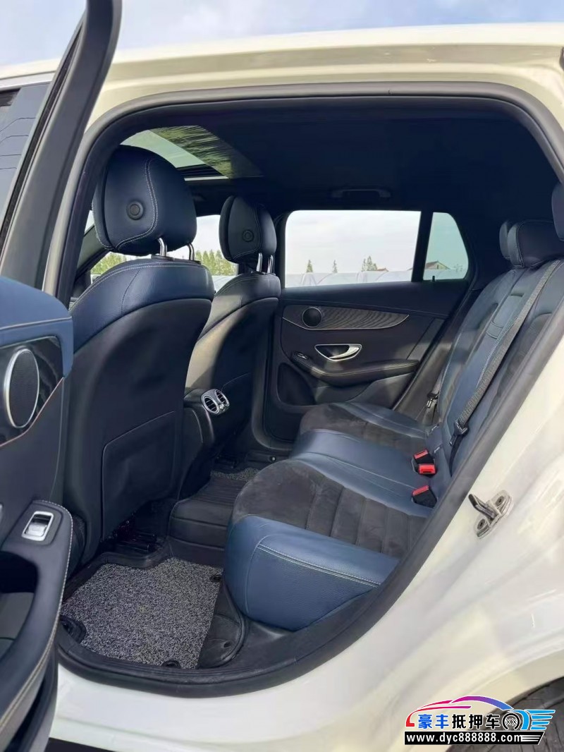 21年奔驰EQC轿车抵押车出售