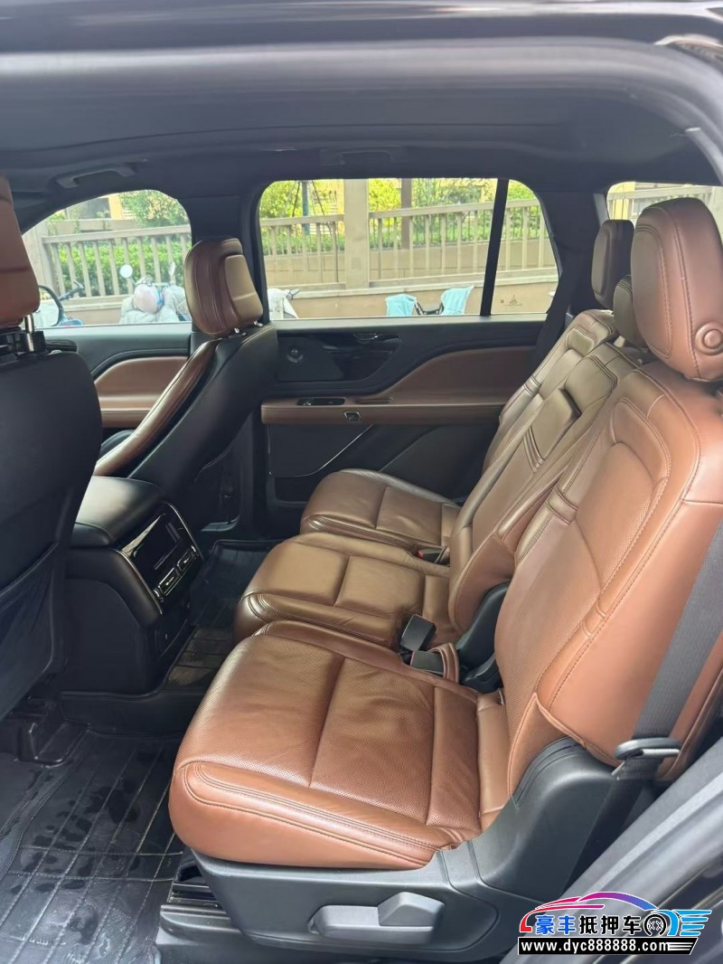 20年林肯飞行家轿车抵押车出售