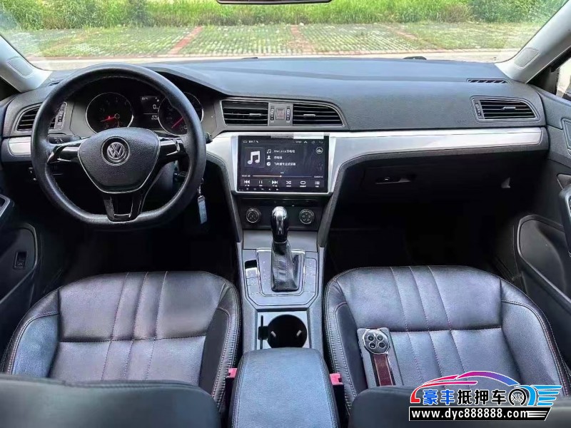 17年大众凌渡轿车抵押车出售