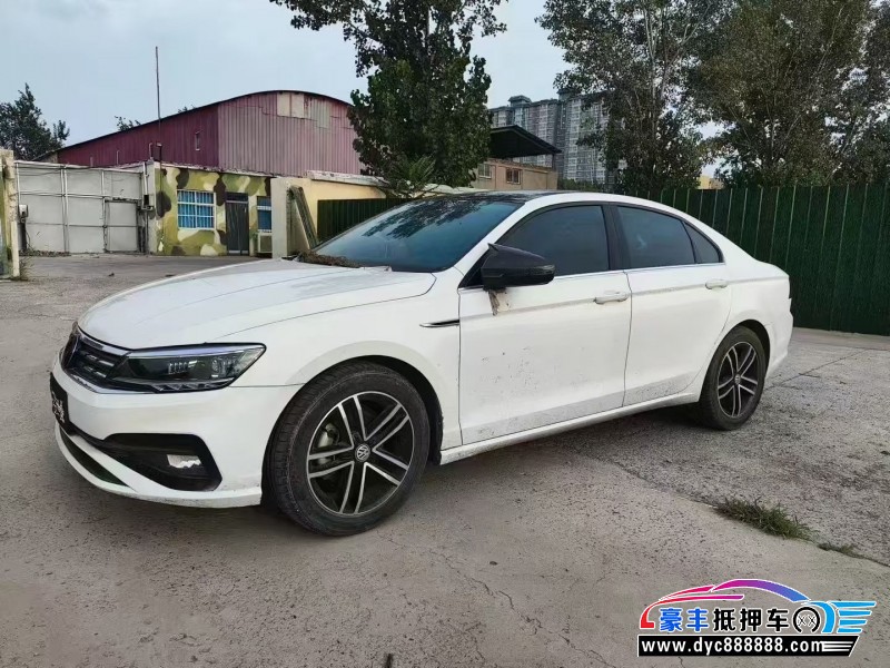 21年大众凌渡轿车抵押车出售