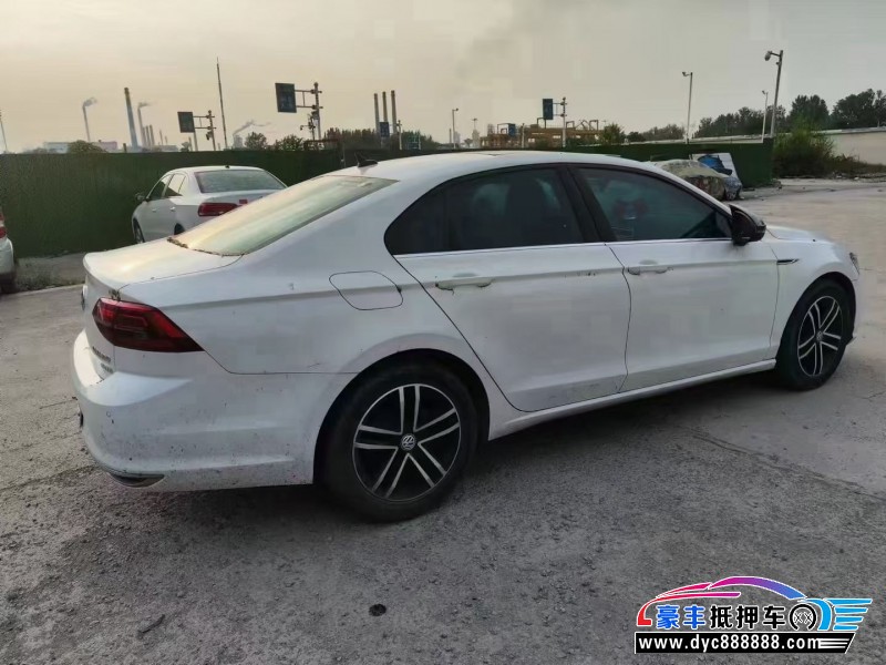 21年大众凌渡轿车抵押车出售