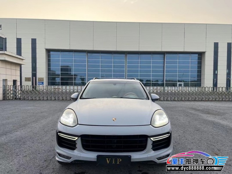 15年保时捷卡宴轿车抵押车出售