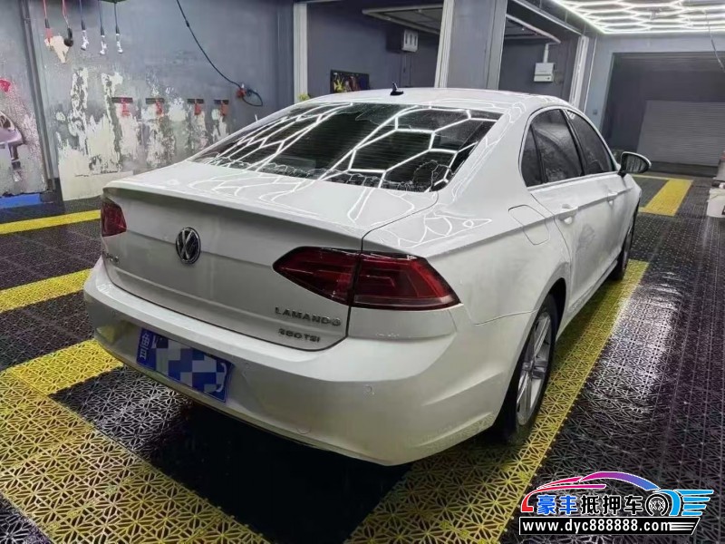 16年大众凌渡轿车抵押车出售