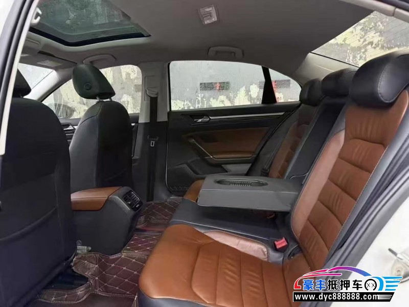 16年大众凌渡轿车抵押车出售