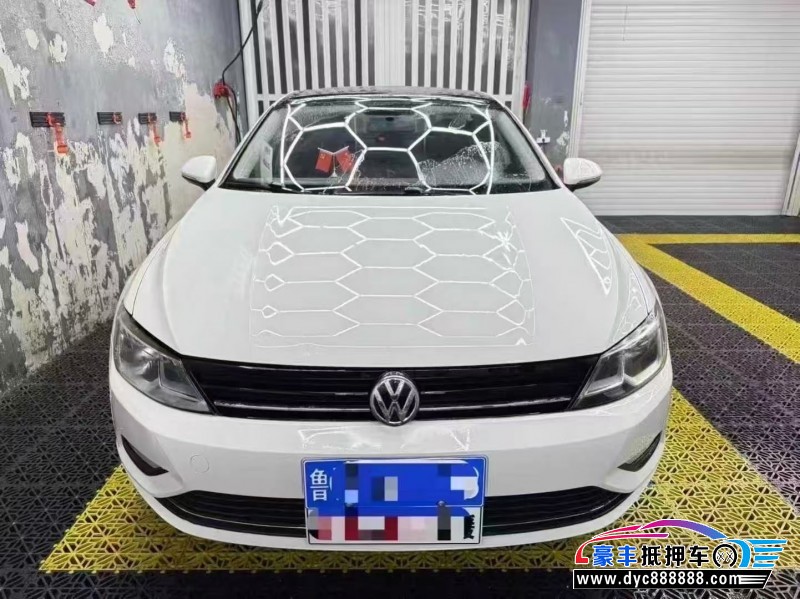 16年大众凌渡轿车抵押车出售