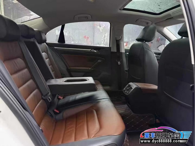 16年大众凌渡轿车抵押车出售