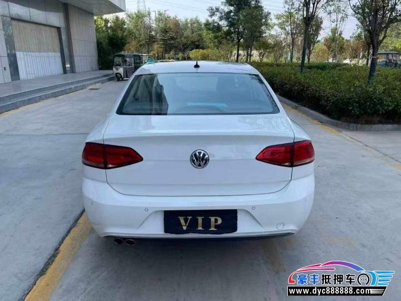 18年大众凌渡轿车抵押车出售