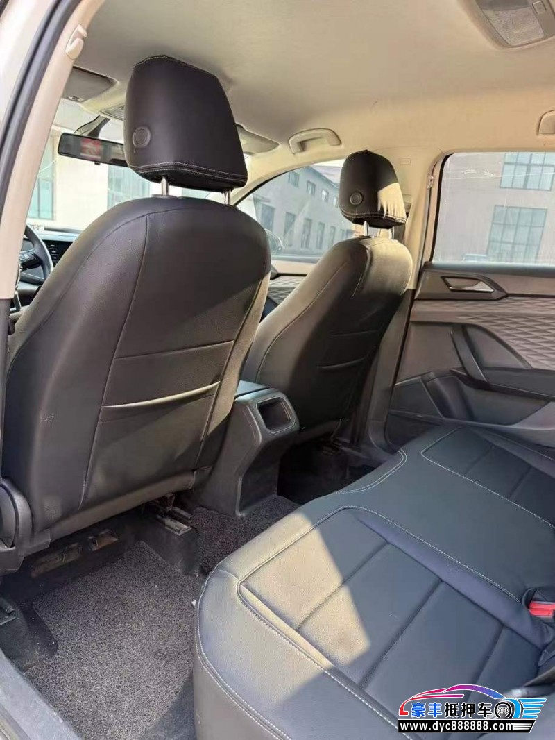 22年大众途岳轿车抵押车出售