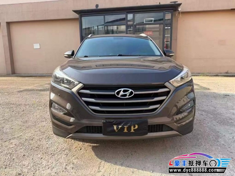 15年现代途胜轿车抵押车出售