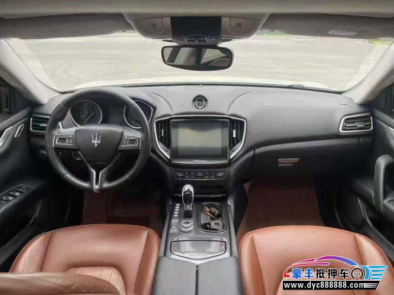 17年玛莎拉蒂Ghibli轿车抵押车出售