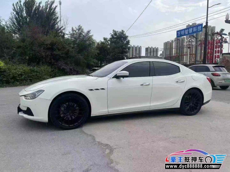 17年玛莎拉蒂Ghibli轿车抵押车出售