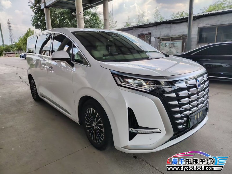 23年腾势D9MPV抵押车出售