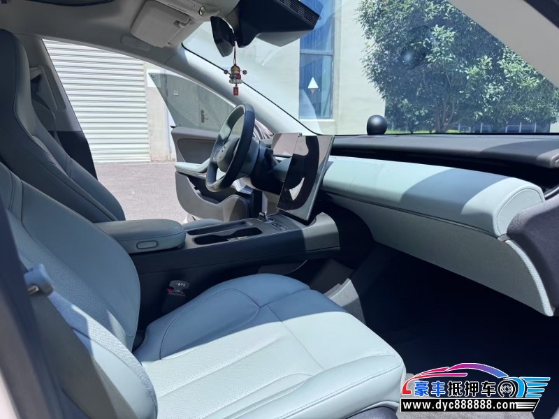 23年蔚来ET5轿车抵押车出售