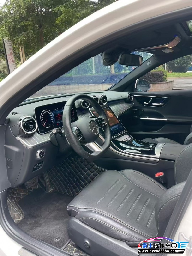 23年奔驰C轿车抵押车出售