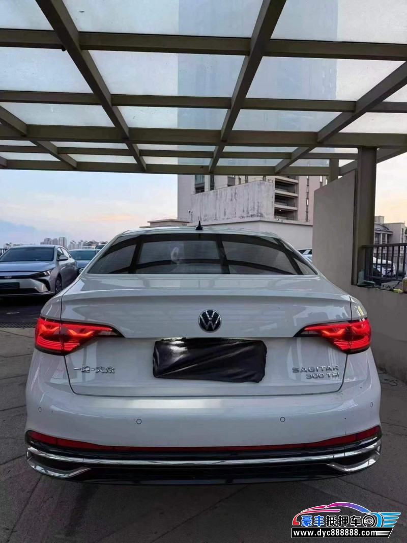 25年大众速腾轿车抵押车出售