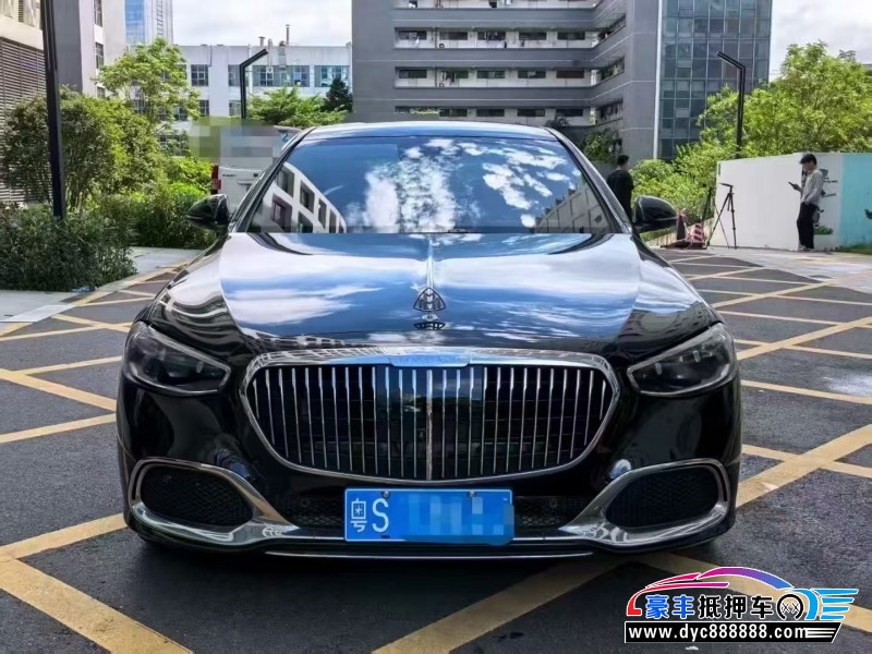 22年奔驰迈巴赫S级轿车抵押车出售