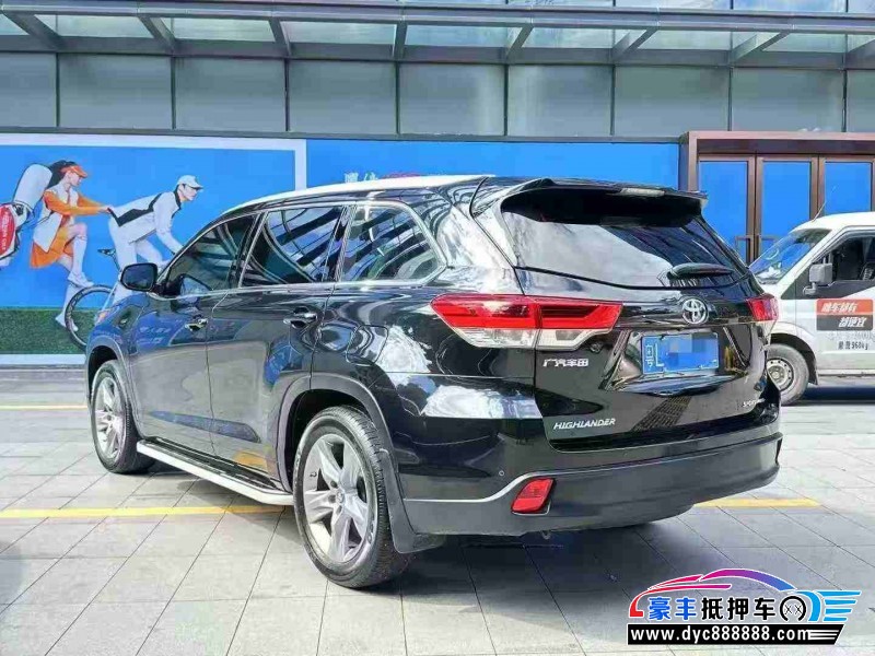 21年丰田汉兰达轿车抵押车出售