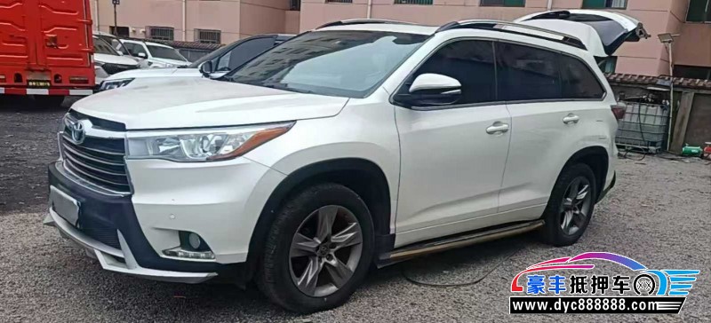 17年丰田汉兰达轿车抵押车出售