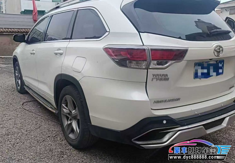 17年丰田汉兰达轿车抵押车出售