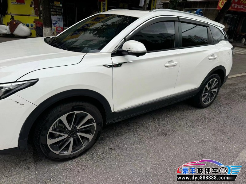 22年东风AX7轿车抵押车出售