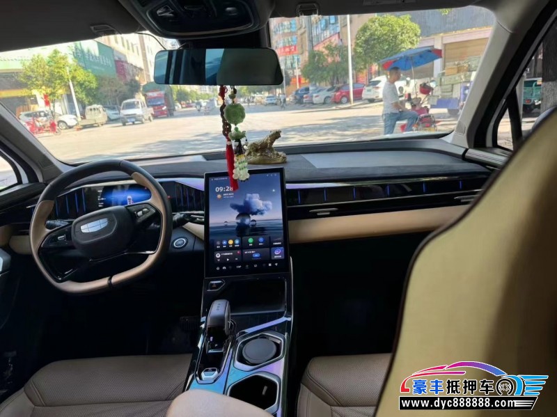 23年吉利博越轿车抵押车出售