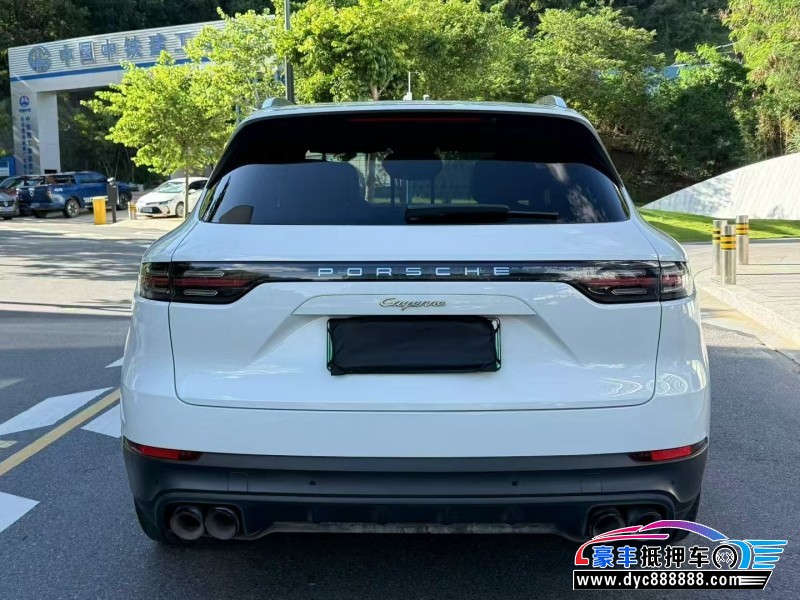 20年保时捷卡宴轿车抵押车出售