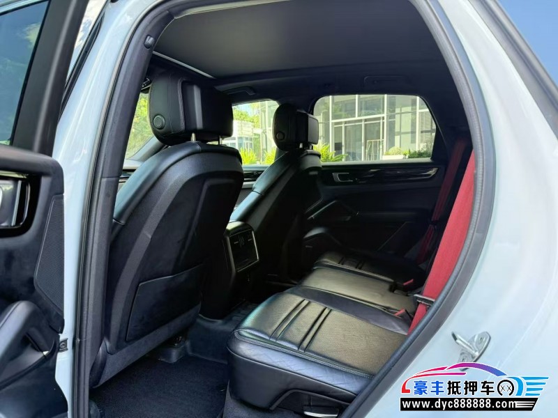 20年保时捷卡宴轿车抵押车出售