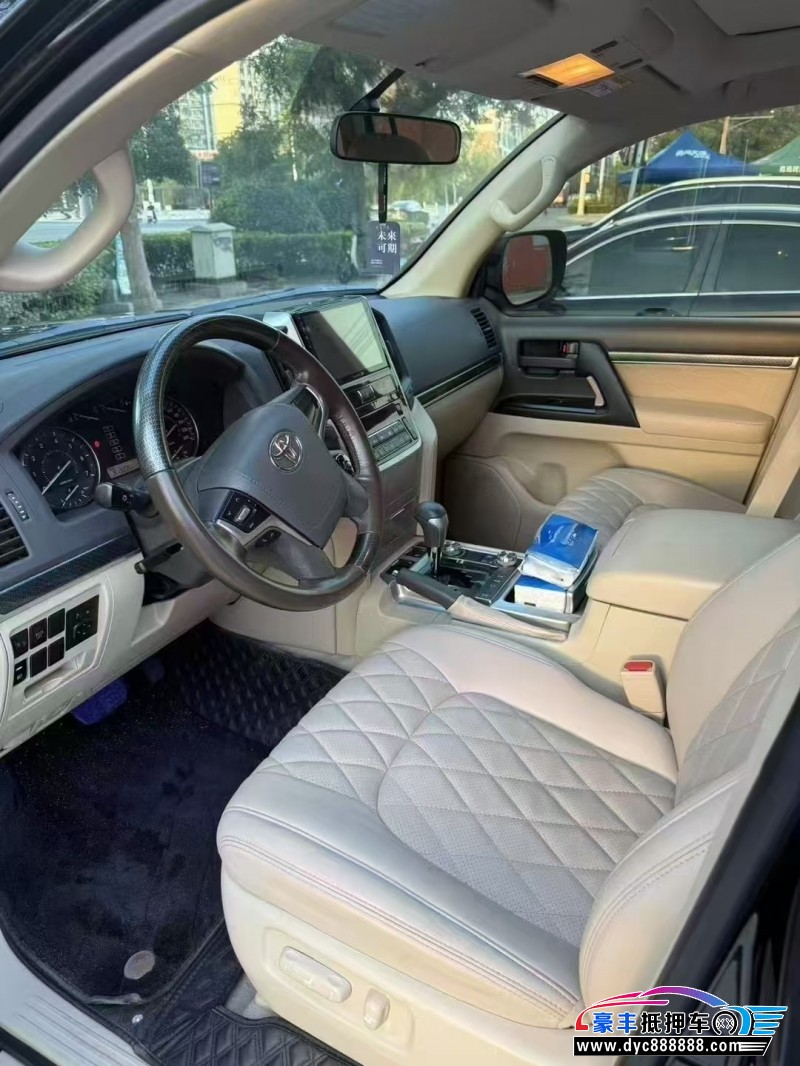 21年丰田兰德酷路泽（陆巡）轿车抵押车出售