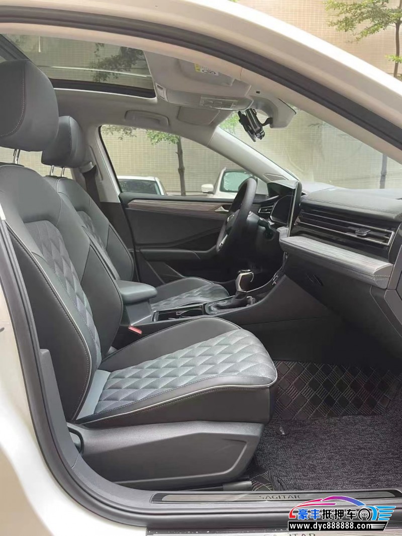 24年大众速腾轿车抵押车出售