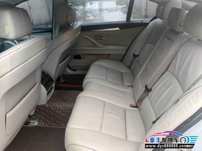 13年宝马5系轿车抵押车出售