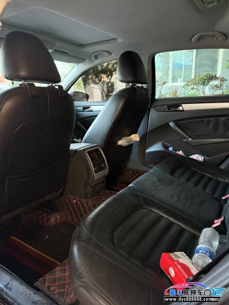 13年大众帕萨特轿车抵押车出售