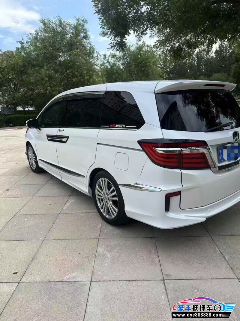 18年本田艾力绅轿车抵押车出售