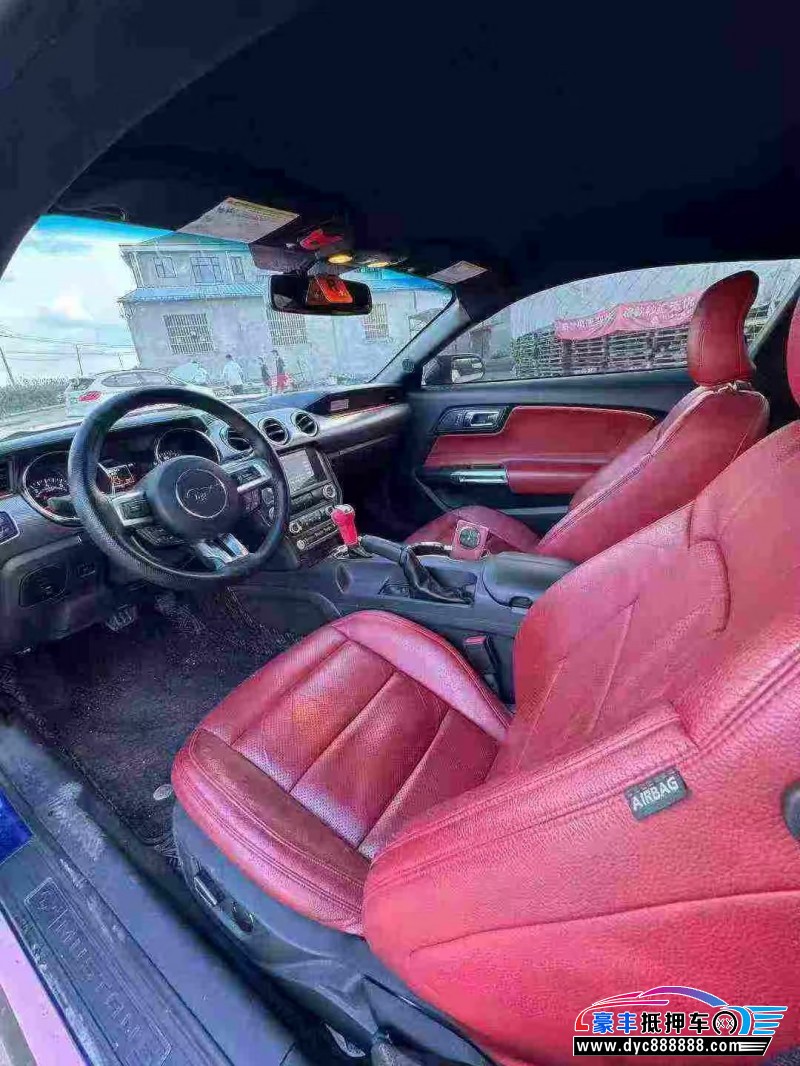 17年福特野马轿车抵押车出售