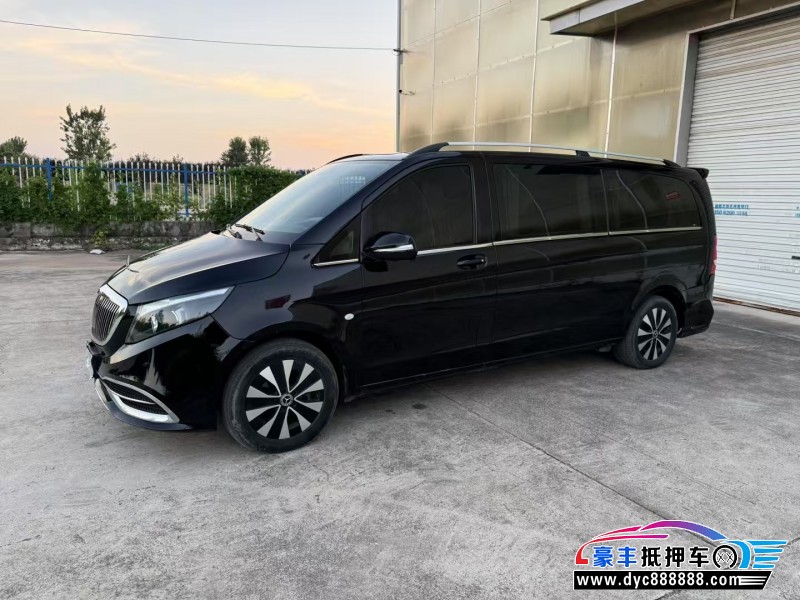 19年奔驰威霆SUV抵押车出售