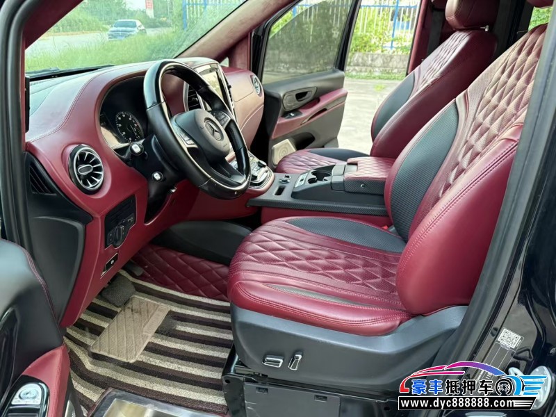 19年奔驰威霆SUV抵押车出售