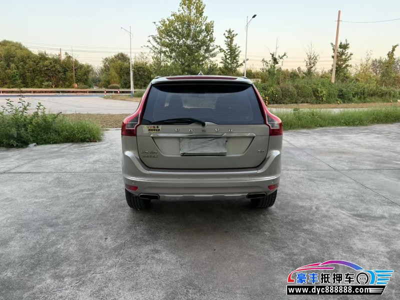 15年沃尔沃XC60轿车抵押车出售
