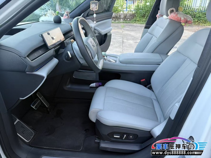 23年蔚来ES8SUV抵押车出售