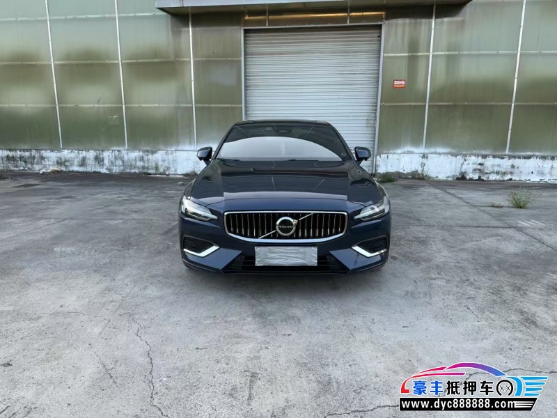 23年沃尔沃S60轿车抵押车出售