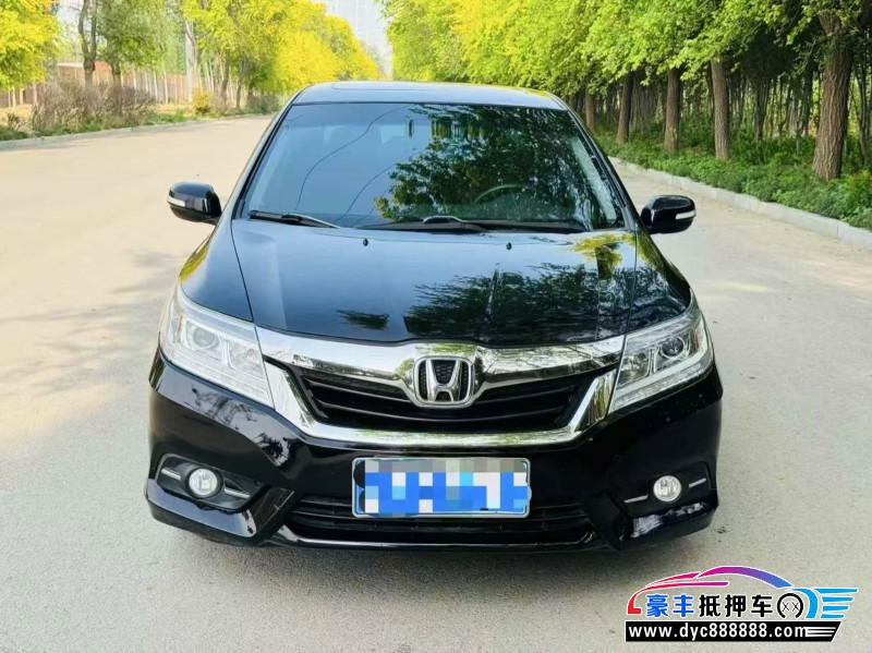 15年本田凌派轿车抵押车出售