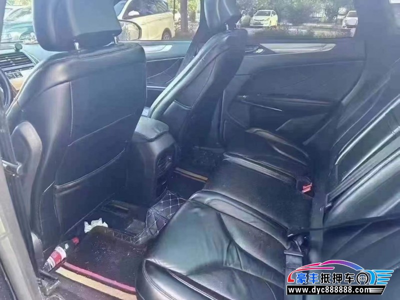 18年林肯MKCSUV抵押车出售