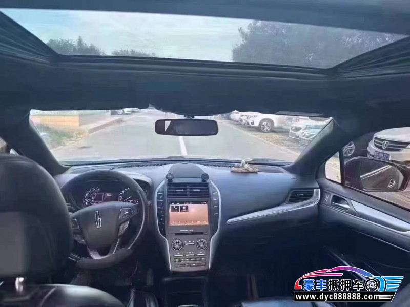 18年林肯MKCSUV抵押车出售