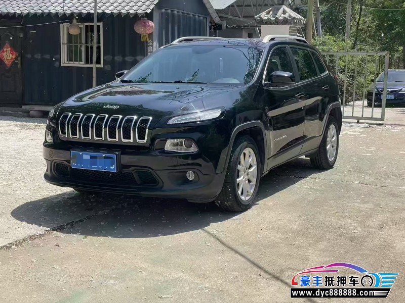 17年Jeep自由光SUV抵押车出售